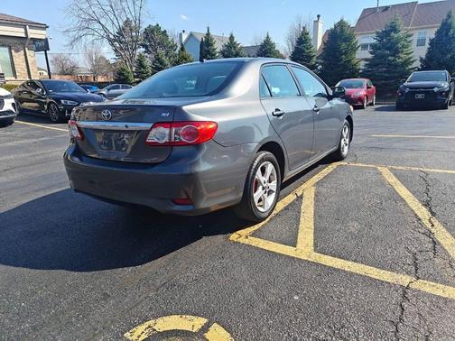 Magnetic Gray Metallic 2013 Toyota Corolla LE