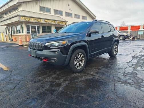 2020 Jeep Cherokee Trailhawk
