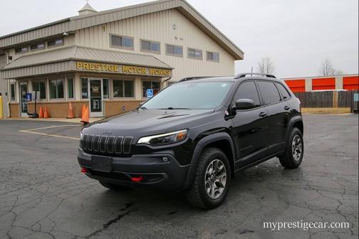 2020 Jeep Cherokee Trailhawk