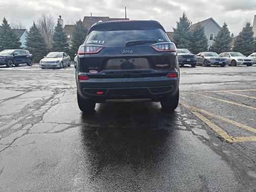 2020 Jeep Cherokee Trailhawk