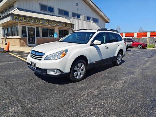 Satin White Pearl 2011 Subaru Outback 2.5 i Premium