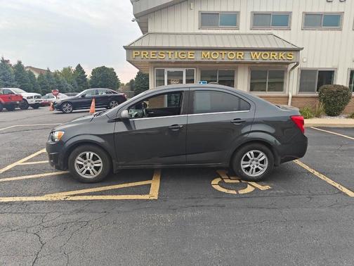 2016 Chevrolet Sonic LT