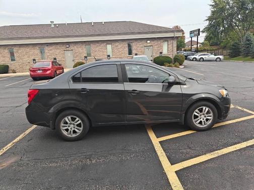 2016 Chevrolet Sonic LT