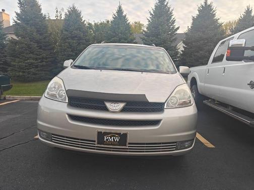 2004 Toyota Sienna XLE
