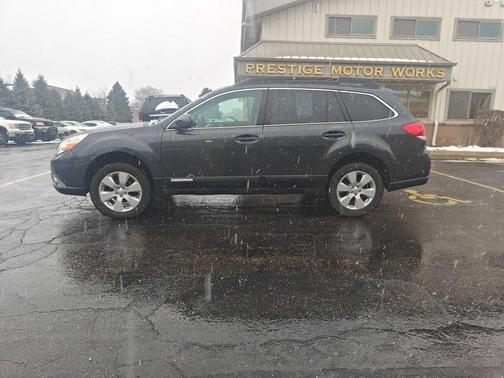 2010 Subaru Outback 2.5 i Premium