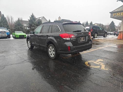 2010 Subaru Outback 2.5 i Premium