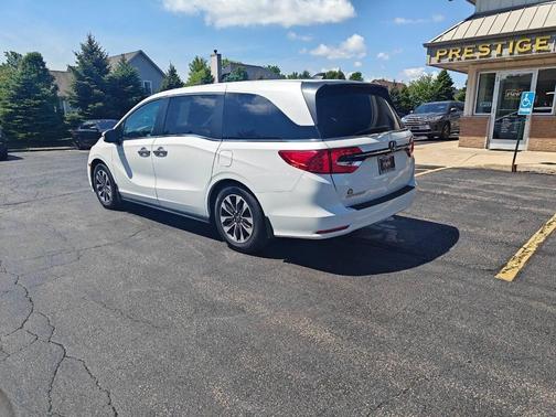 Platinum White Pearl 2021 Honda Odyssey EX-L