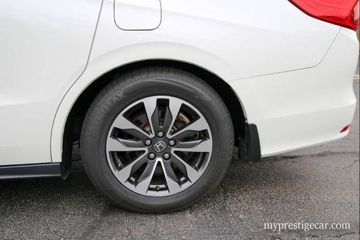 Platinum White Pearl 2021 Honda Odyssey EX-L