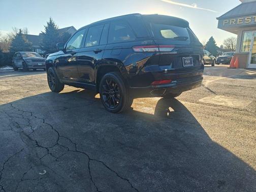 2023 Jeep Grand Cherokee 4xe 30th Anniversary