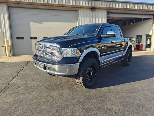 Black Clearcoat 2014 RAM 1500 Laramie