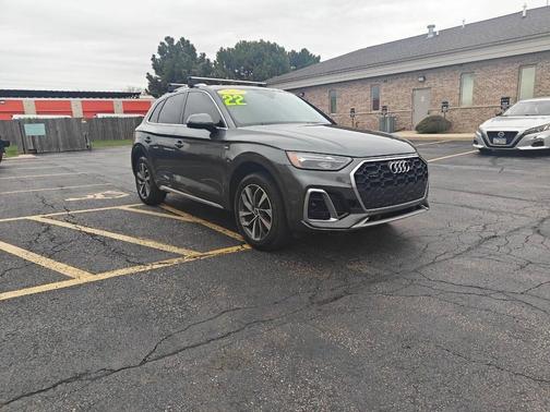 Daytona Gray Pearl Effect 2022 Audi Q5 45 S line Premium