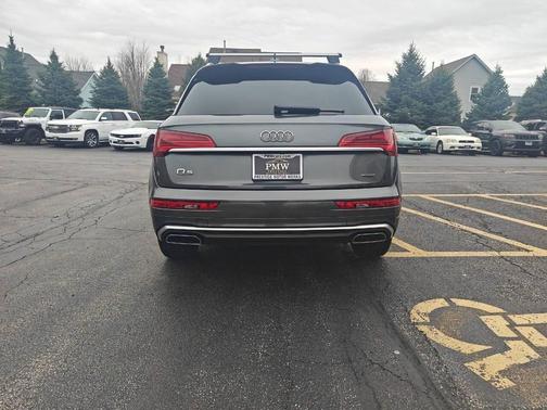 Daytona Gray Pearl Effect 2022 Audi Q5 45 S line Premium