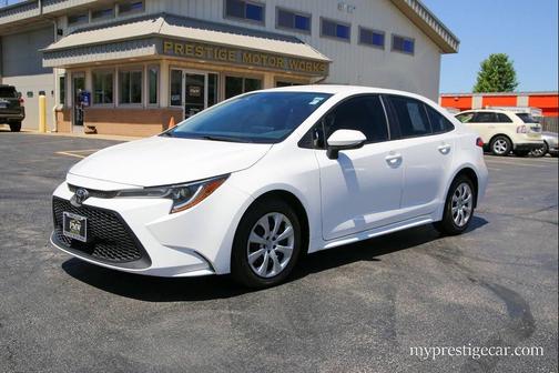Super White 2022 Toyota Corolla LE