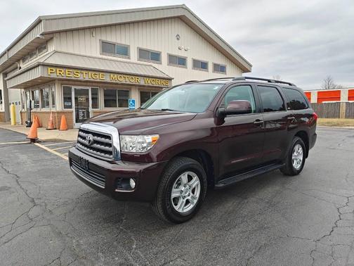 2014 Toyota Sequoia SR5