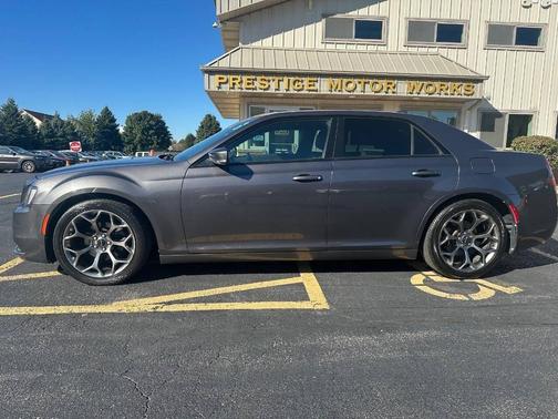 2015 Chrysler 300 S