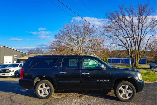 Black 2008 Chevrolet Suburban 1500 LTZ
