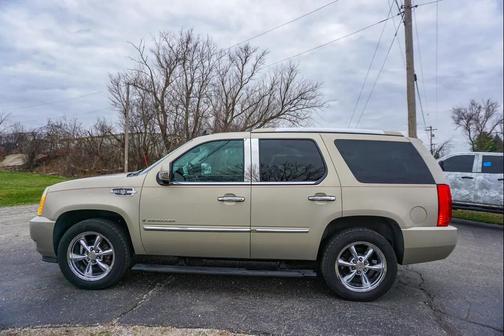 2007 Cadillac Escalade Base