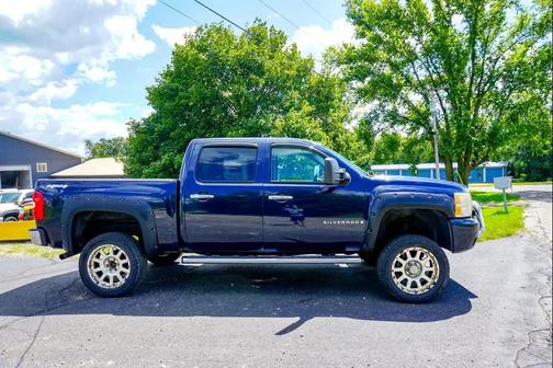 2007 Chevrolet Silverado 1500 LTZ Crew Cab