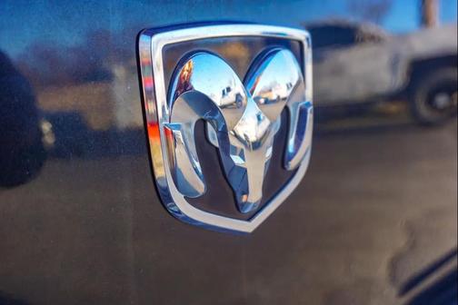 Brilliant Black Crystal Pearlcoat 2008 Dodge Dakota Laramie