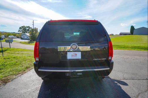 2008 Cadillac Escalade Base