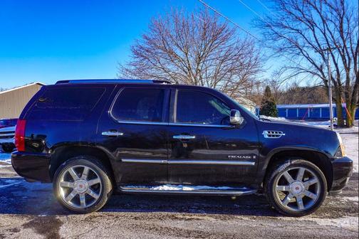 2007 Cadillac Escalade Base