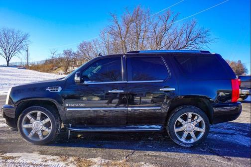 2007 Cadillac Escalade Base