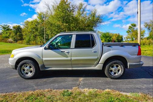 2003 Ford Explorer Sport Trac XLT