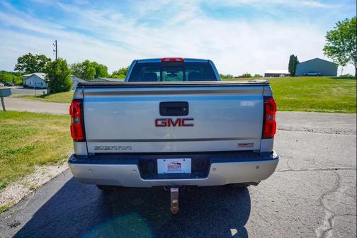 Quicksilver Metallic 2014 GMC Sierra 1500 SLT