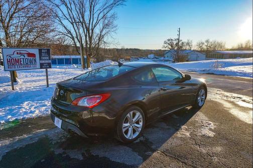 2011 Hyundai Genesis Coupe 2.0T