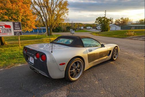 2001 Chevrolet Corvette Base