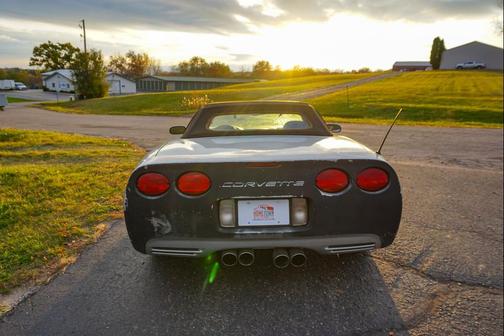 2001 Chevrolet Corvette Base