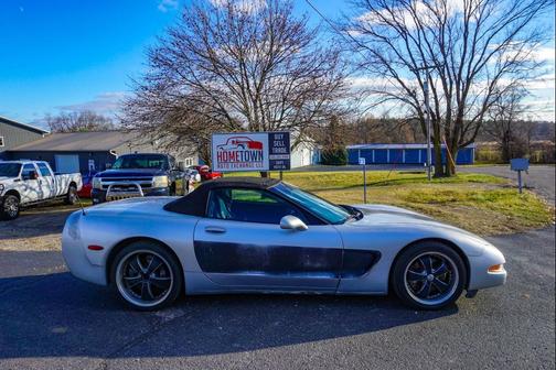 2001 Chevrolet Corvette Base