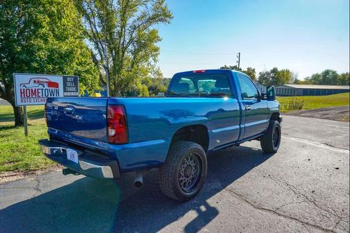 2004 Chevrolet Silverado 2500 LS H/D