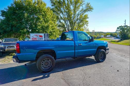 2004 Chevrolet Silverado 2500 LS H/D