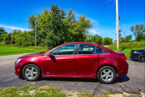 Burgundy 2016 Chevrolet Cruze Limited 1LT