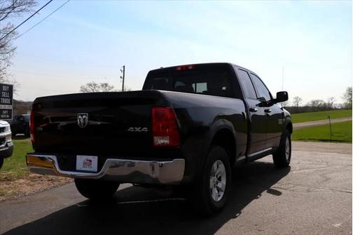 2017 RAM 1500 SLT