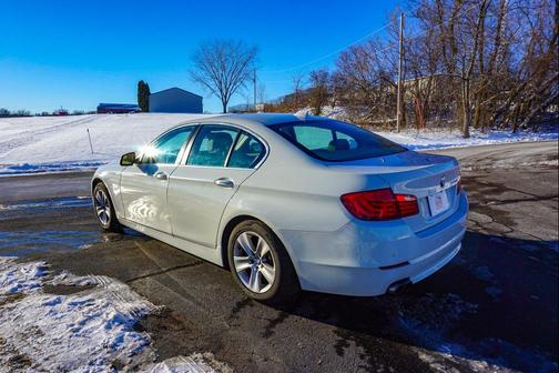 2012 BMW 528 xDrive