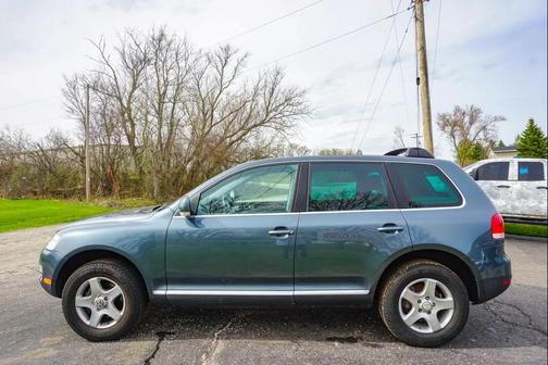 Light Blue 2005 Volkswagen Touareg V6