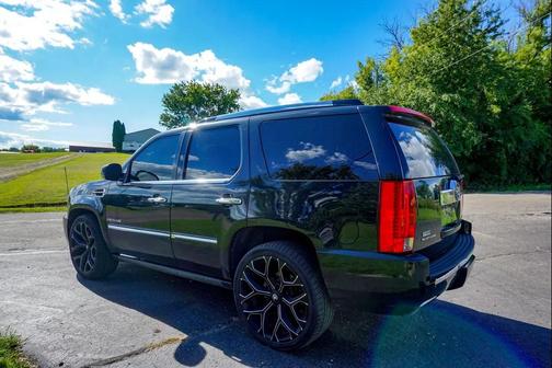 2012 Cadillac Escalade Platinum Edition