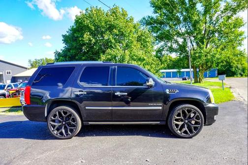 2012 Cadillac Escalade Platinum Edition
