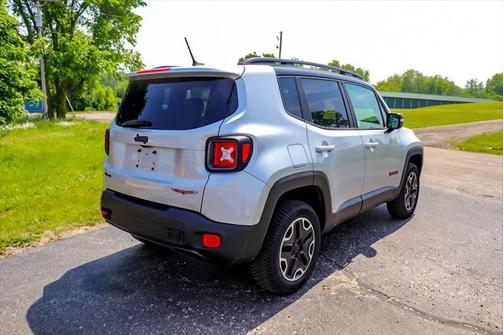 2017 Jeep Renegade Trailhawk