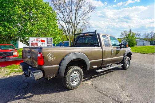 Brown 2015 Ford F-250 XLT