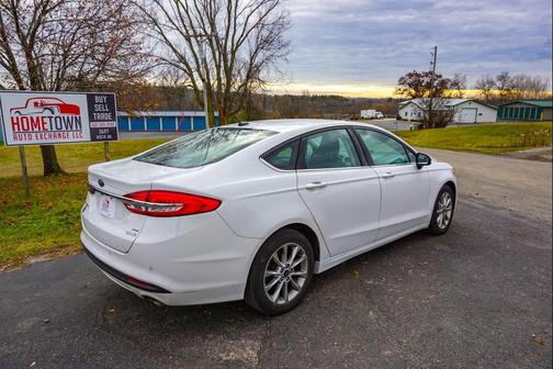 2017 Ford Fusion SE