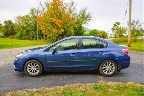2013 Subaru Impreza 2.0i Premium