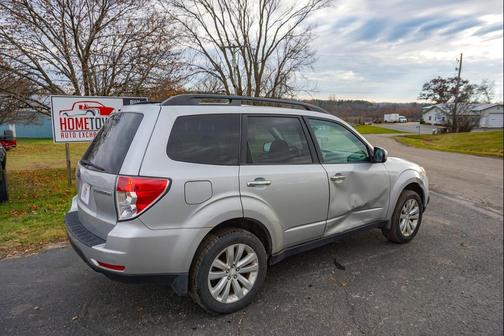 2011 Subaru Forester 2.5 X Premium