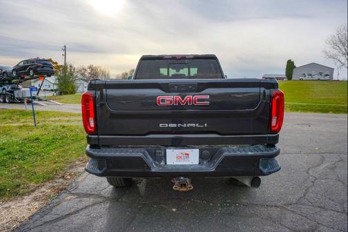 2020 GMC Sierra 2500 Denali
