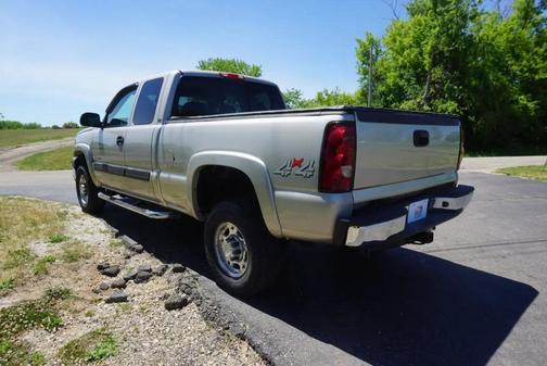 Gold 2007 Chevrolet Silverado 2500 LT3 H/D Extended Cab Classic