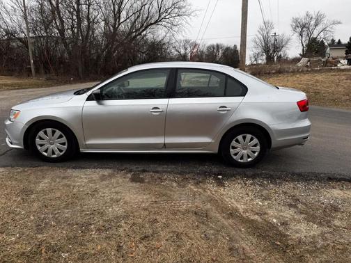 2015 Volkswagen Jetta 2.0L S
