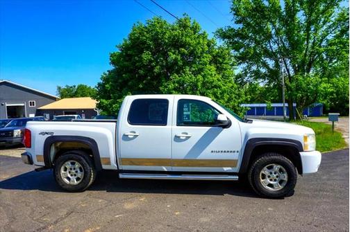 2008 Chevrolet Silverado 1500 LTZ Crew Cab
