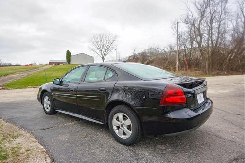 2006 Pontiac Grand Prix Base